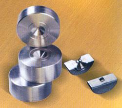 供應各類模具及五金工具 鎢鋼模具、拉絲模具、絞線模、聚晶模具全方位解析